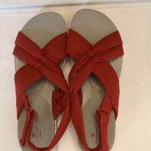 Clarks Cloud Steppers sandals